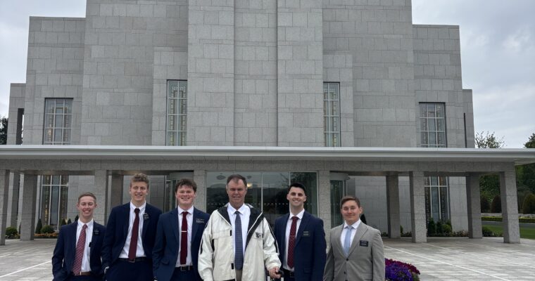 PRESTON ENGLAND TEMPLE